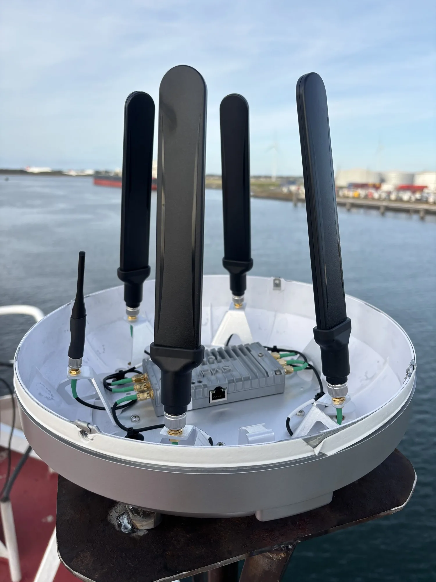 Inside the KVH TracNet Coastal 5G radome showing the 5G modem and antenna elements