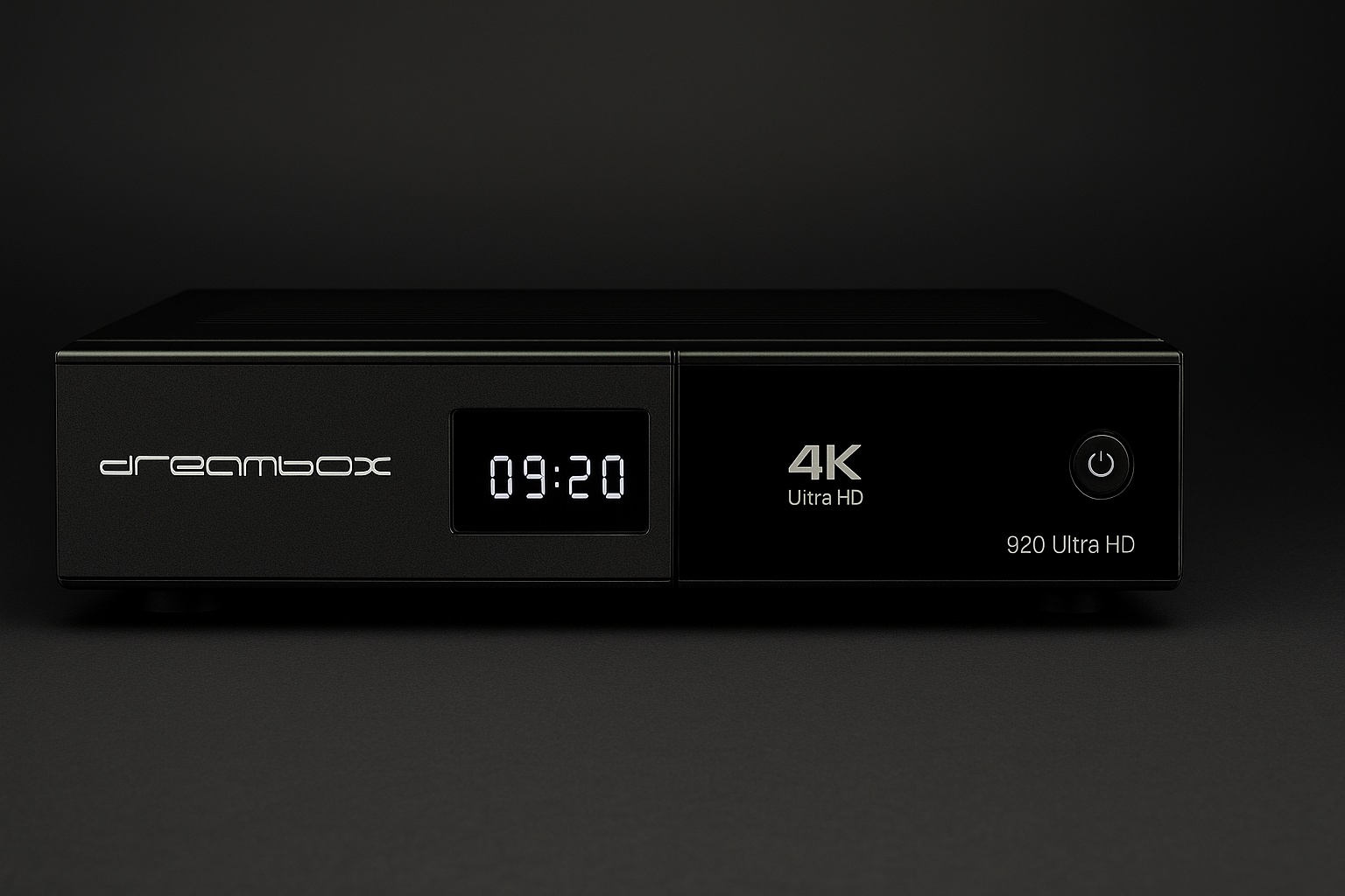 Dreambox 920 Ultra HD receiver – front view with digital clock, 4K Ultra HD logo, and matte black finish, ideal for satellite TV